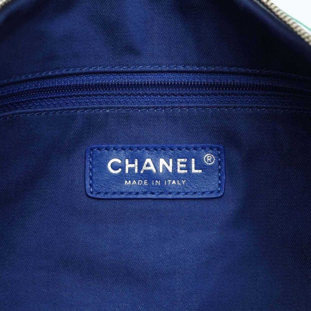 CHANEL Black Canvas Logo Clutch Bag - Picture 3 of 13
